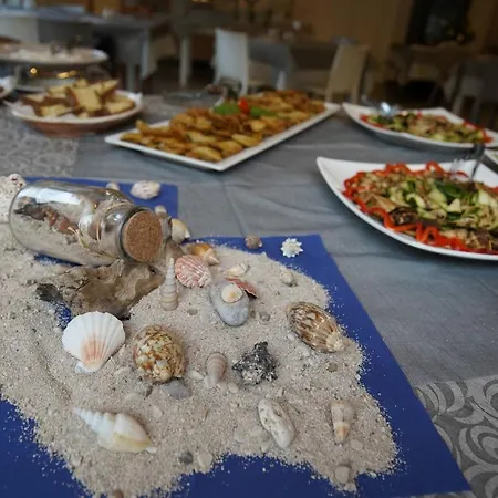 Saracena Featured With Private And Swimming Pool