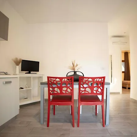 Saracena Featured With Private And Swimming Pool Mattinata