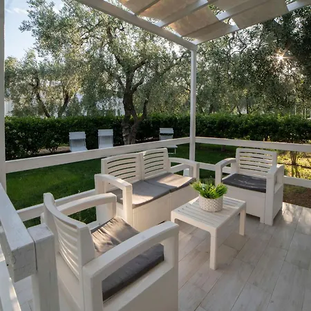 Saracena Featured With Private And Swimming Pool Mattinata